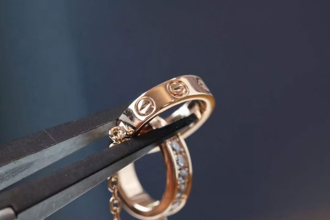 Cartier 卡地亚/Carrier玫瑰金 LOVE满钻双环 项链