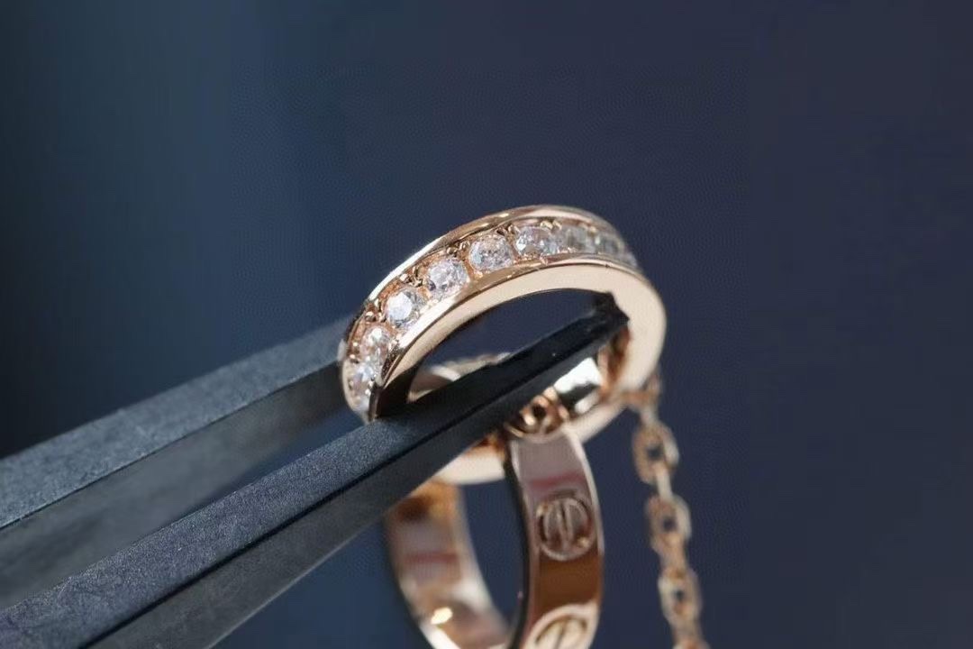 Cartier 卡地亚/Carrier玫瑰金 LOVE满钻双环 项链