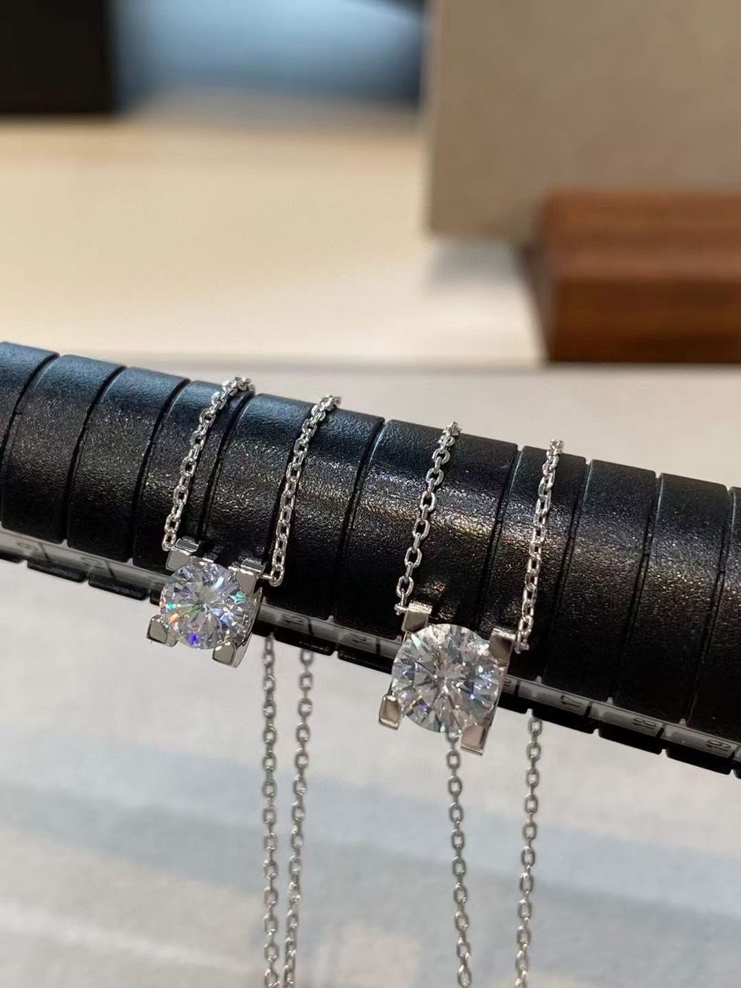 Cartier Cartier卡地亚牛角头单钻 锁骨项链