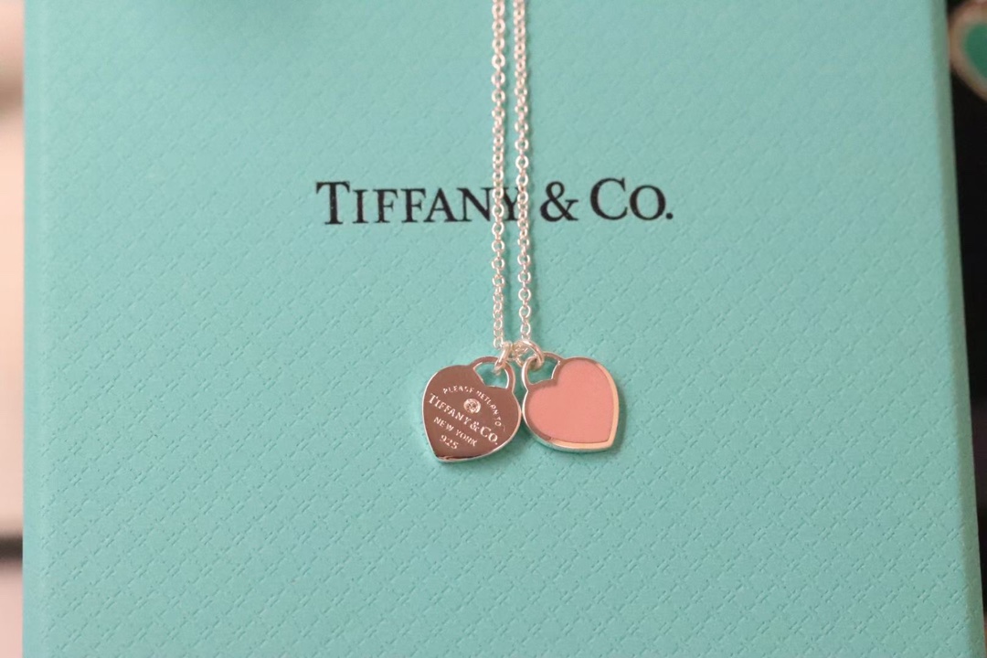 Tiffany & Co. Tiffany&Co.带钻 珐琅心形锁骨项链