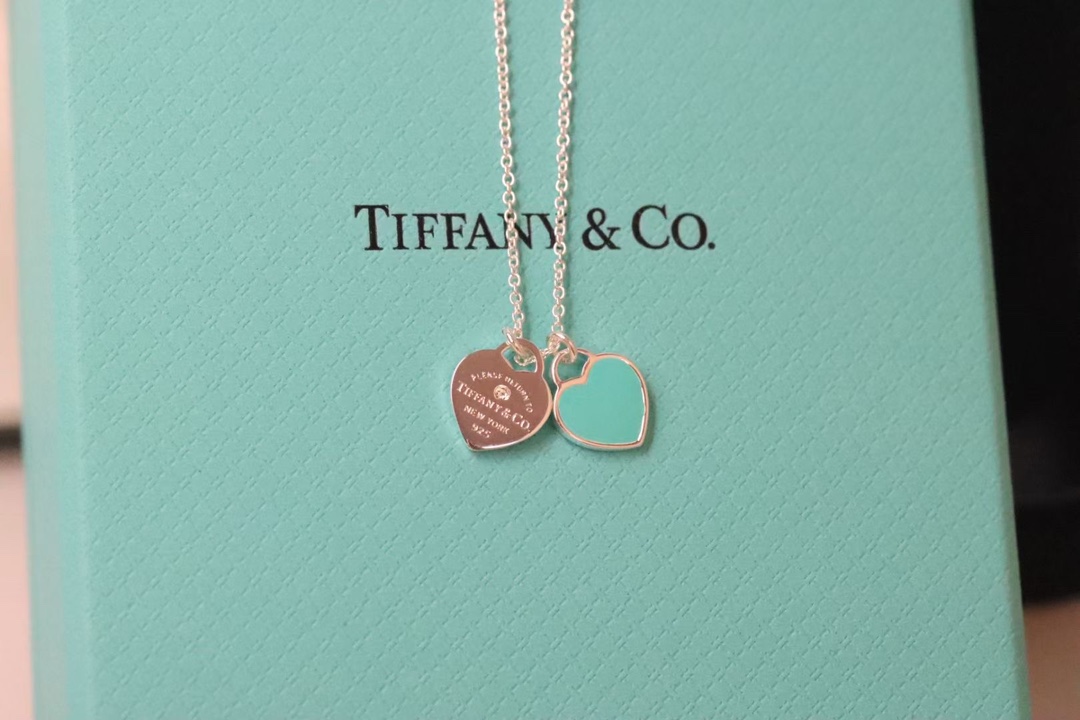 Tiffany & Co. Tiffany&Co.带钻 珐琅心形锁骨项链