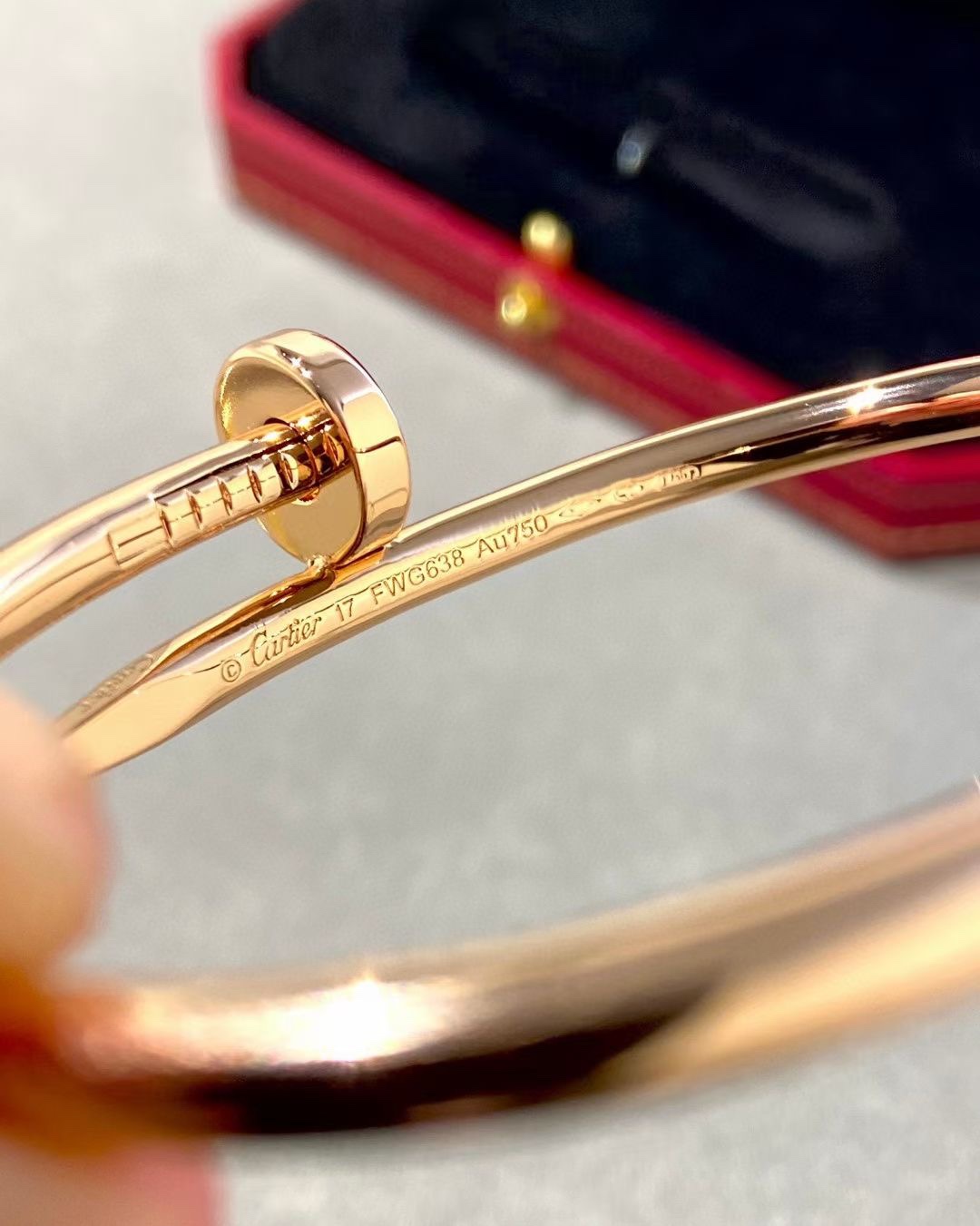 Cartier Cartier 玫瑰金 无钻钻钉子手镯