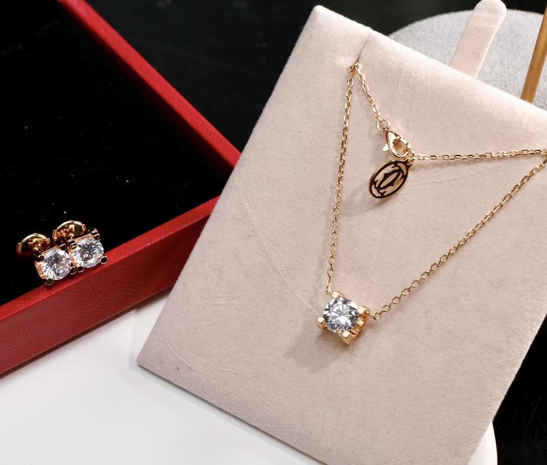 Cartier 卡地亚牛角钻套装