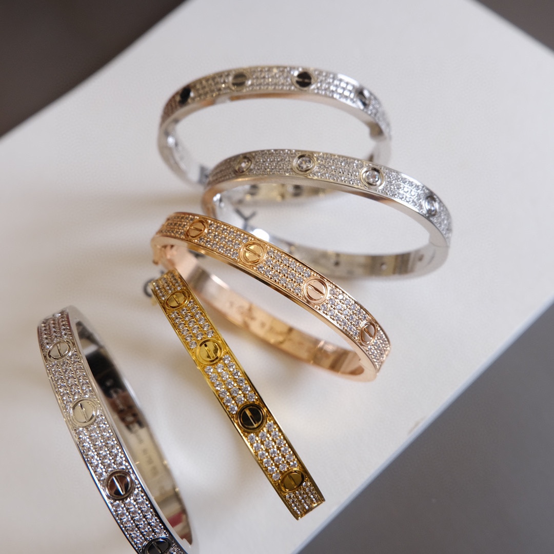 Cartier Cartier/卡地亚 款宽版满天星手镯