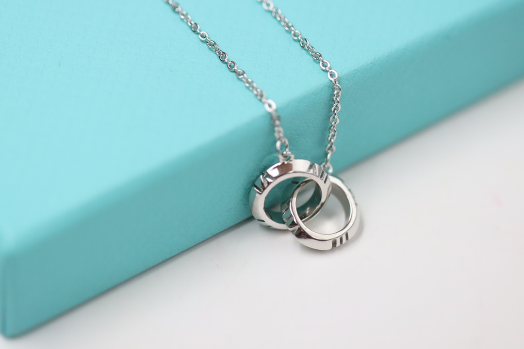 Tiffany & Co. Tiffany&Co. 罗马数字 银色双环锁骨项链