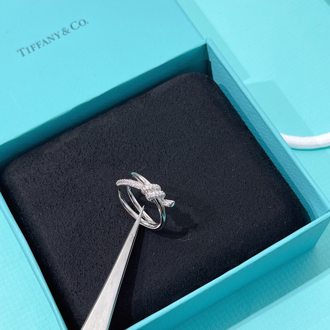 Tiffany & Co. Tiffany&Co. Knot系列绳结带钻 戒指