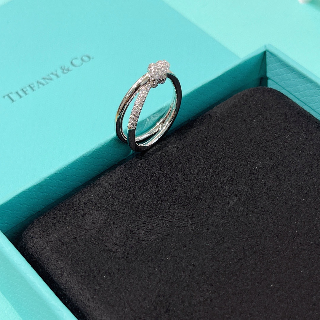 Tiffany & Co. Tiffany&Co. Knot系列绳结带钻 戒指