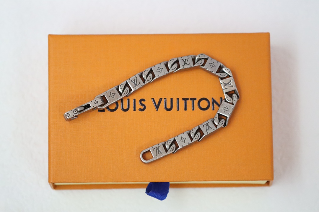 Louis Vuitton Haute Couture Classic Luxury Handbag Shoulder Crossbody 2