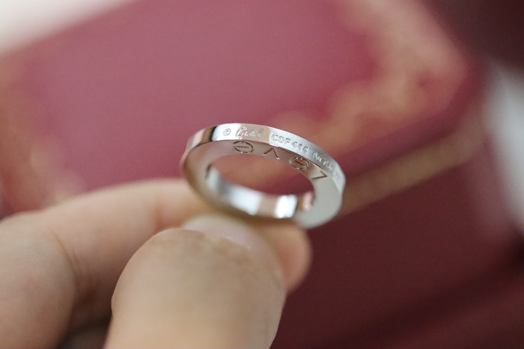 Cartier Cartier/卡地亚 银色圆饼锁骨项链