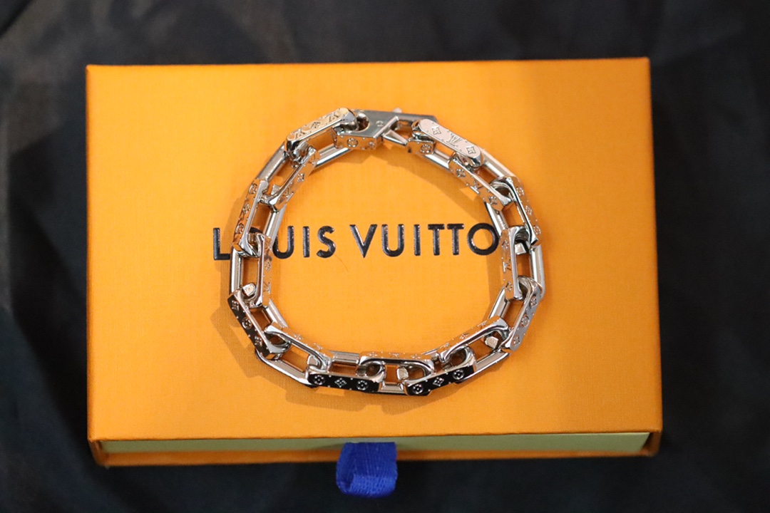 Louis Vuitton Silver-Finish Bamboo Link Bracelet - Comprehensive 4