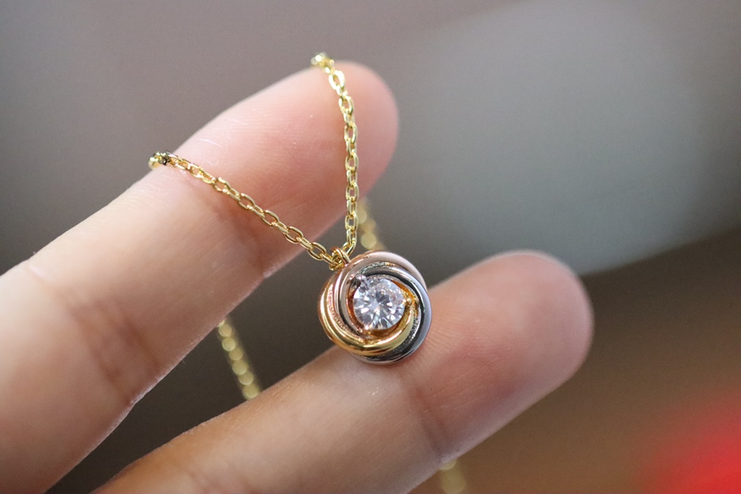 Cartier Cartier/卡地亚 三色单钻锁骨项链