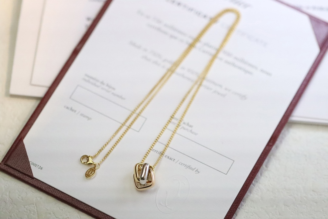 Cartier Cartier/卡地亚 三色三环方形 锁骨项链