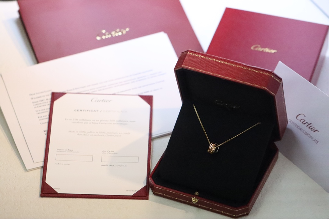 Cartier Cartier/卡地亚 三色三环方形 锁骨项链