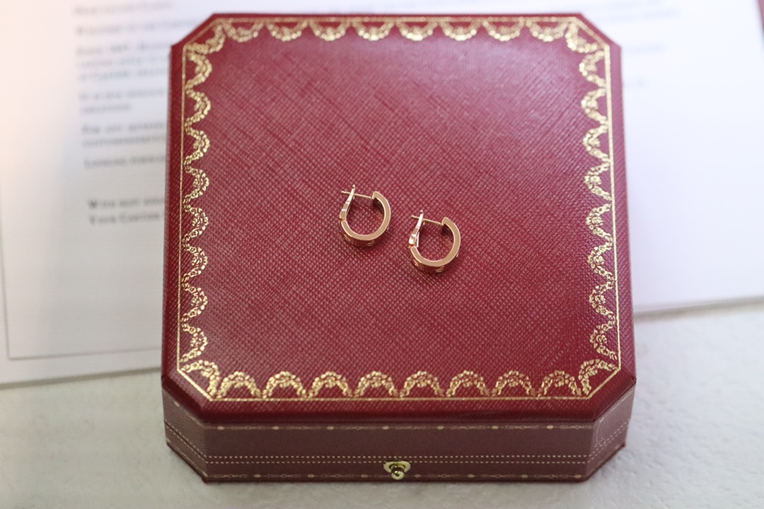 Cartier Cartier/卡地亚 Love系列 CNC螺丝半圈耳环