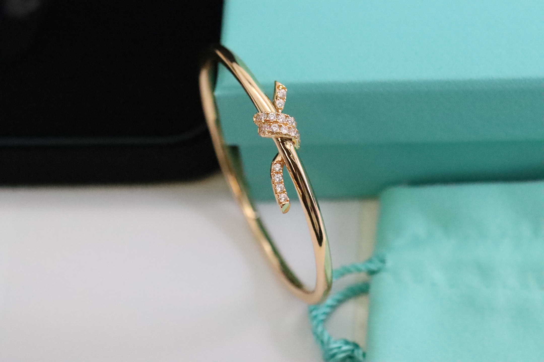 Tiffany & Co. Tiffany&Co. T Knot系列 玫瑰金满钻绳结手镯