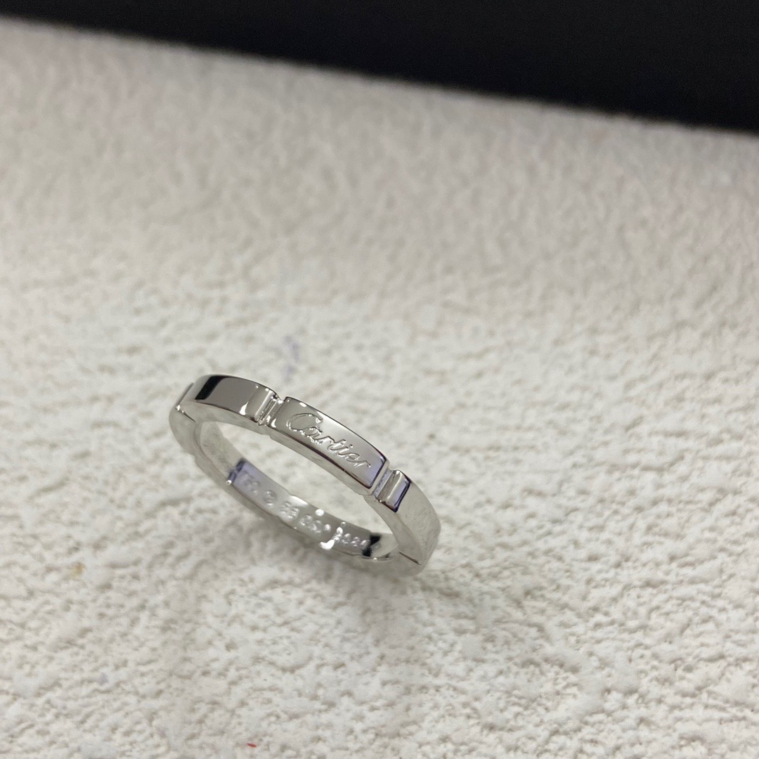 Cartier Cartier 新款签名情侣戒指 三色可选