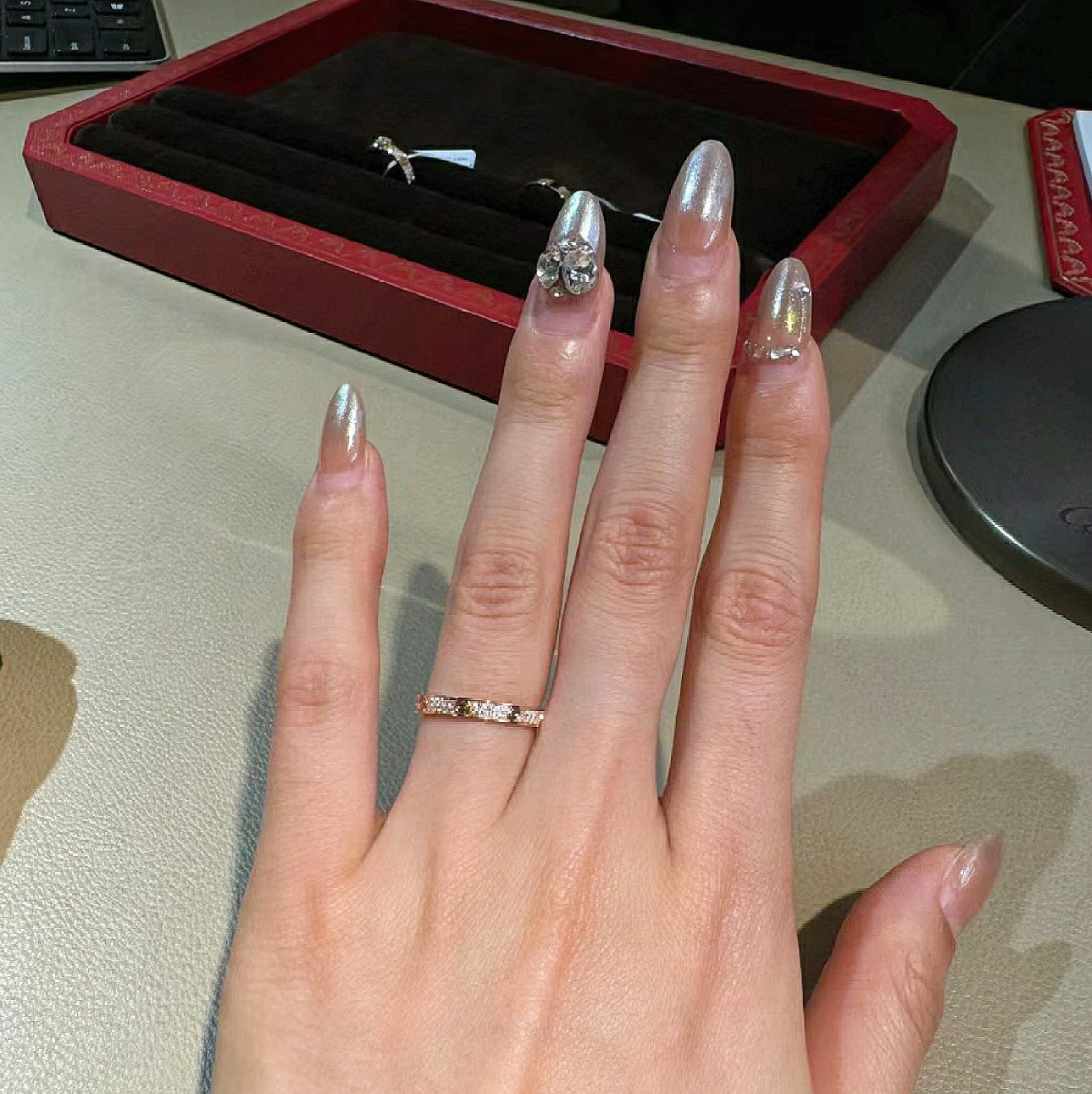 Cartier Cartier 玫瑰金 超窄版满天星双排钻戒指
