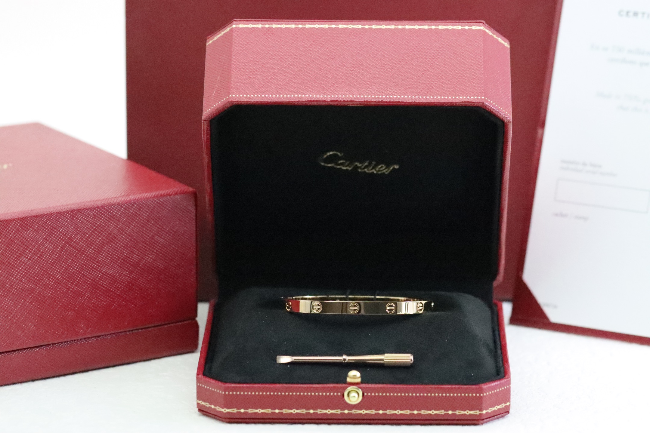 Cartier 卡地亚Cartier 中号宽度love情款侣手镯
