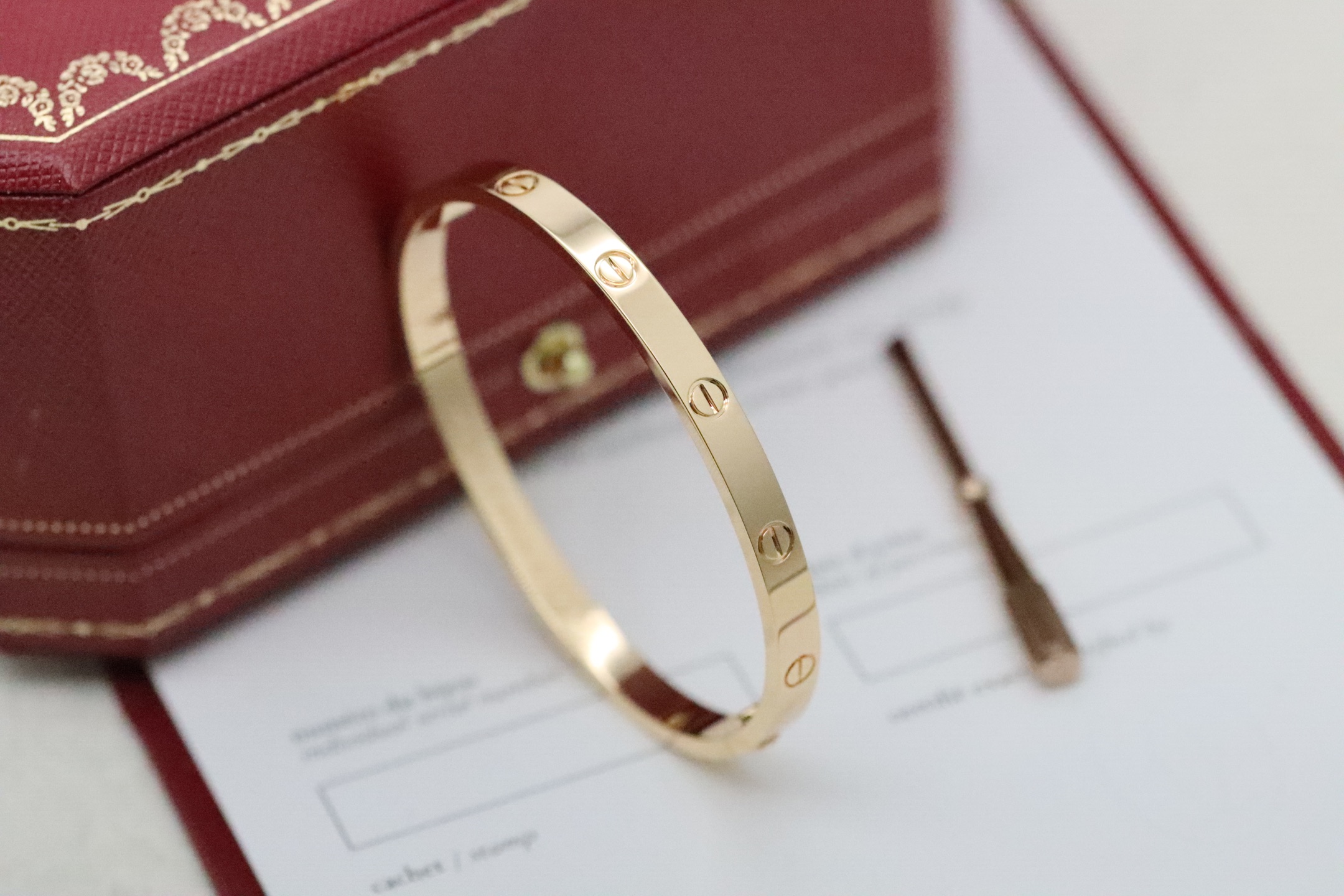 Cartier 卡地亚Cartier 中号宽度love情款侣手镯