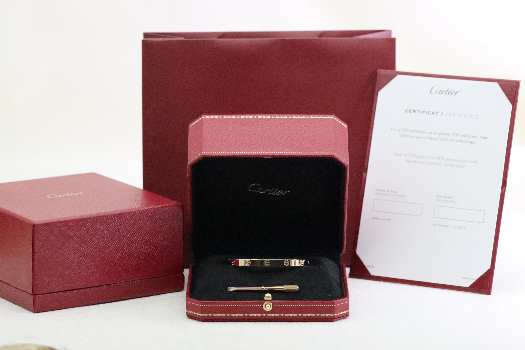 Cartier 卡地亚Cartier 中号宽度love情款侣手镯