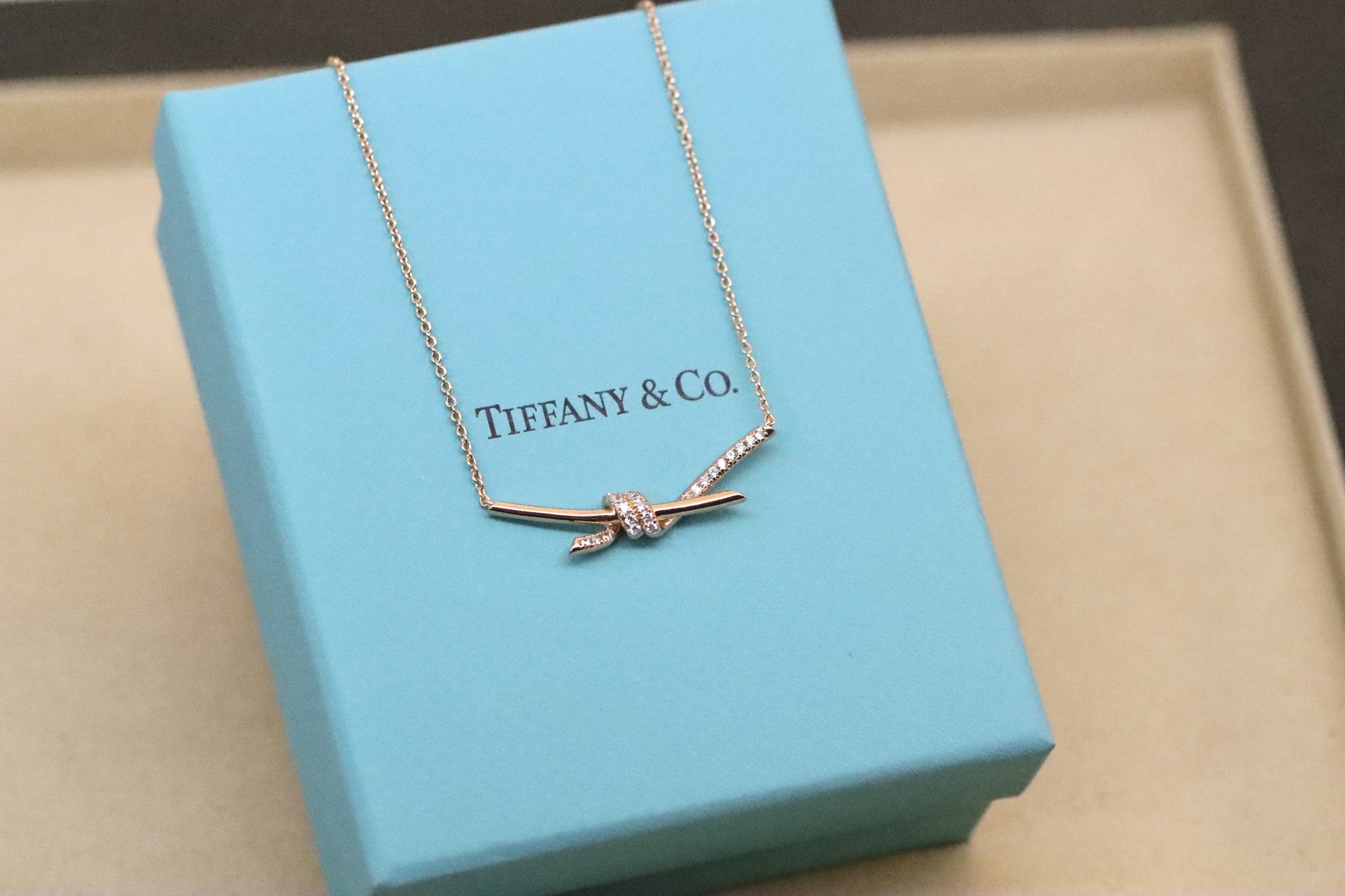 Tiffany & Co. Tiffany&Co. 玫瑰金满钻绳结锁骨项链