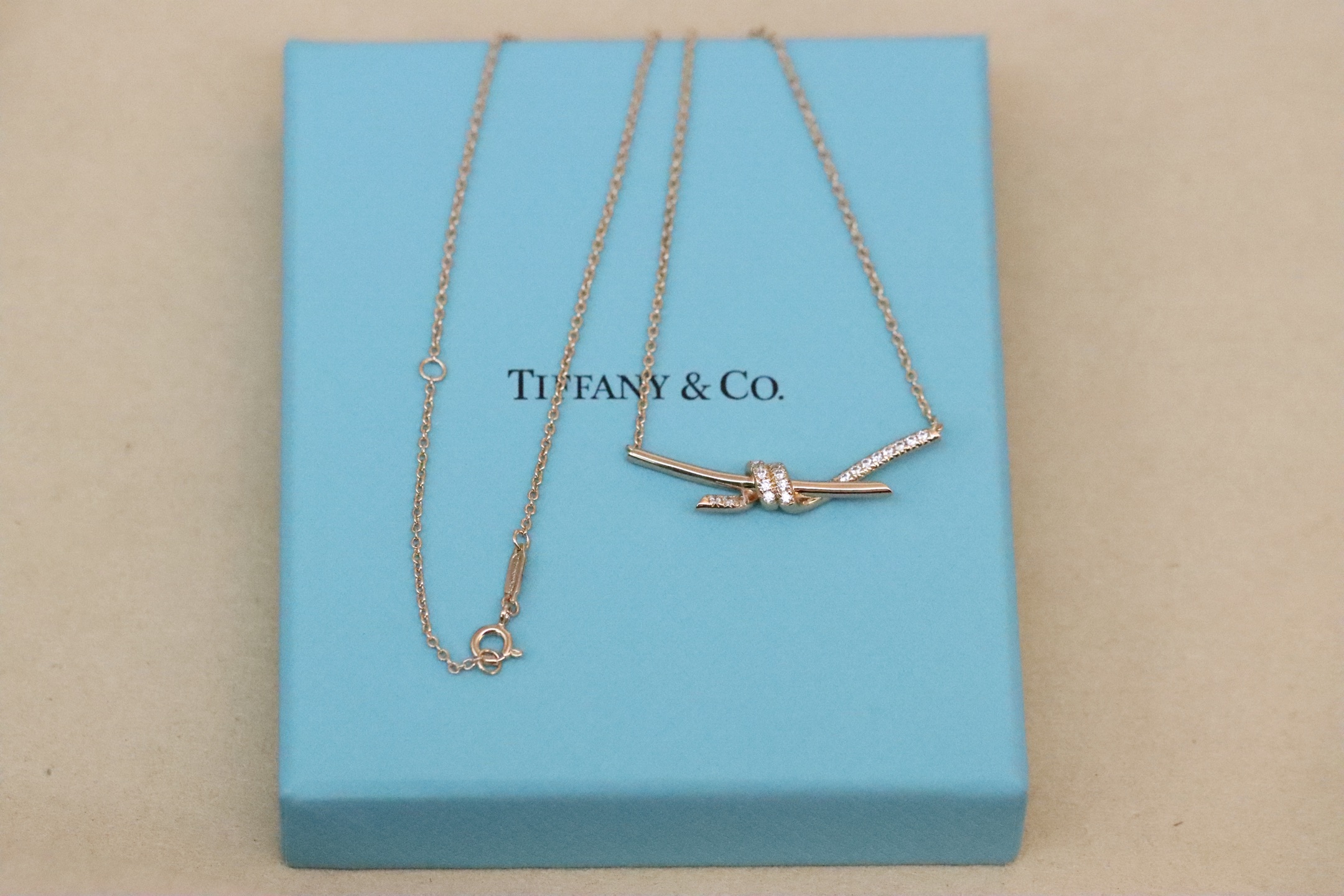 Tiffany & Co. Tiffany&Co. 玫瑰金满钻绳结锁骨项链