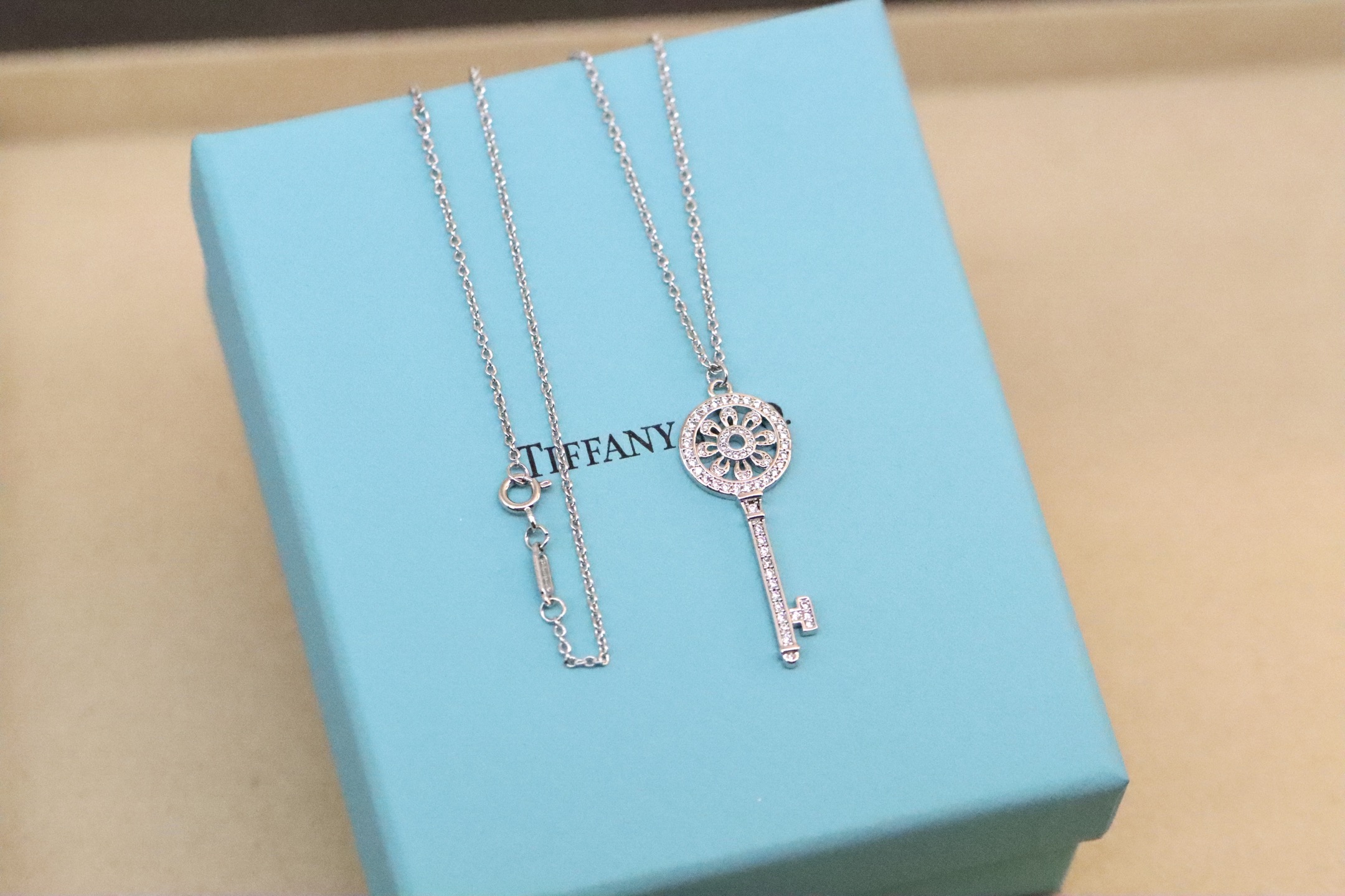 Tiffany & Co. Tiffany&Co. 满钻太阳花钥匙锁骨项链 纯银