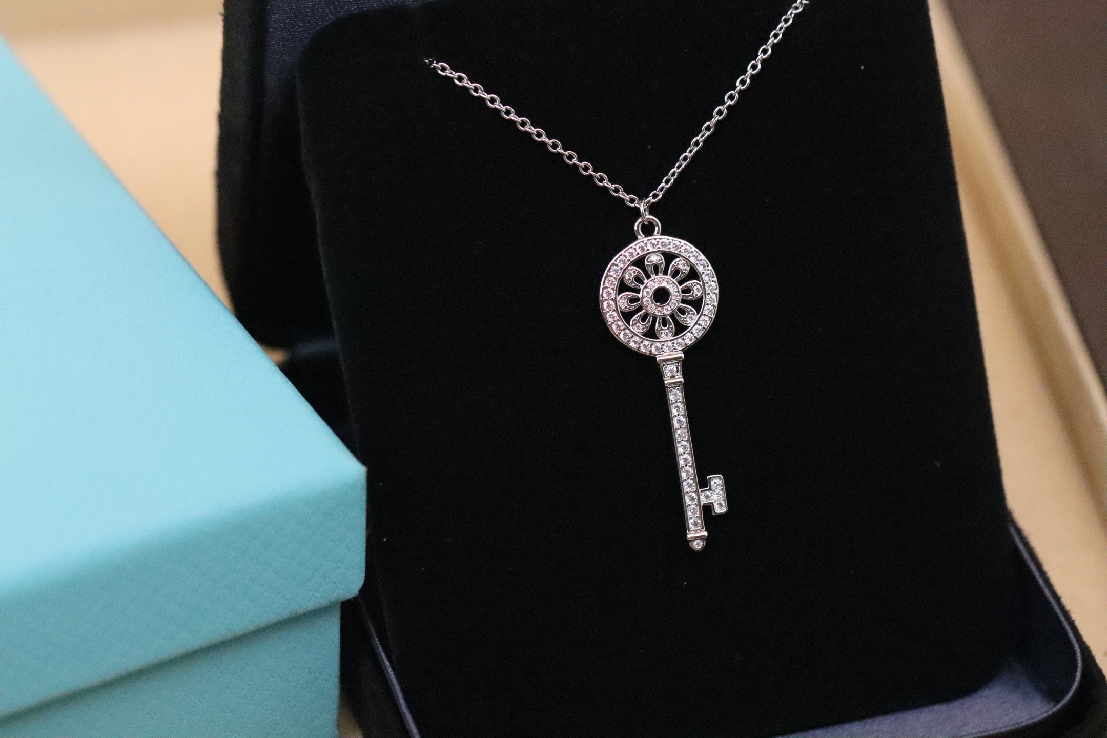 Tiffany & Co. Tiffany&Co. 满钻太阳花钥匙锁骨项链 纯银