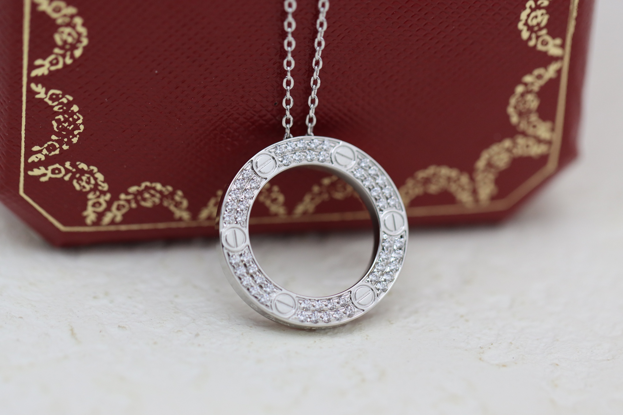 Cartier Cartier 卡地亚 银色满钻圆饼 项链