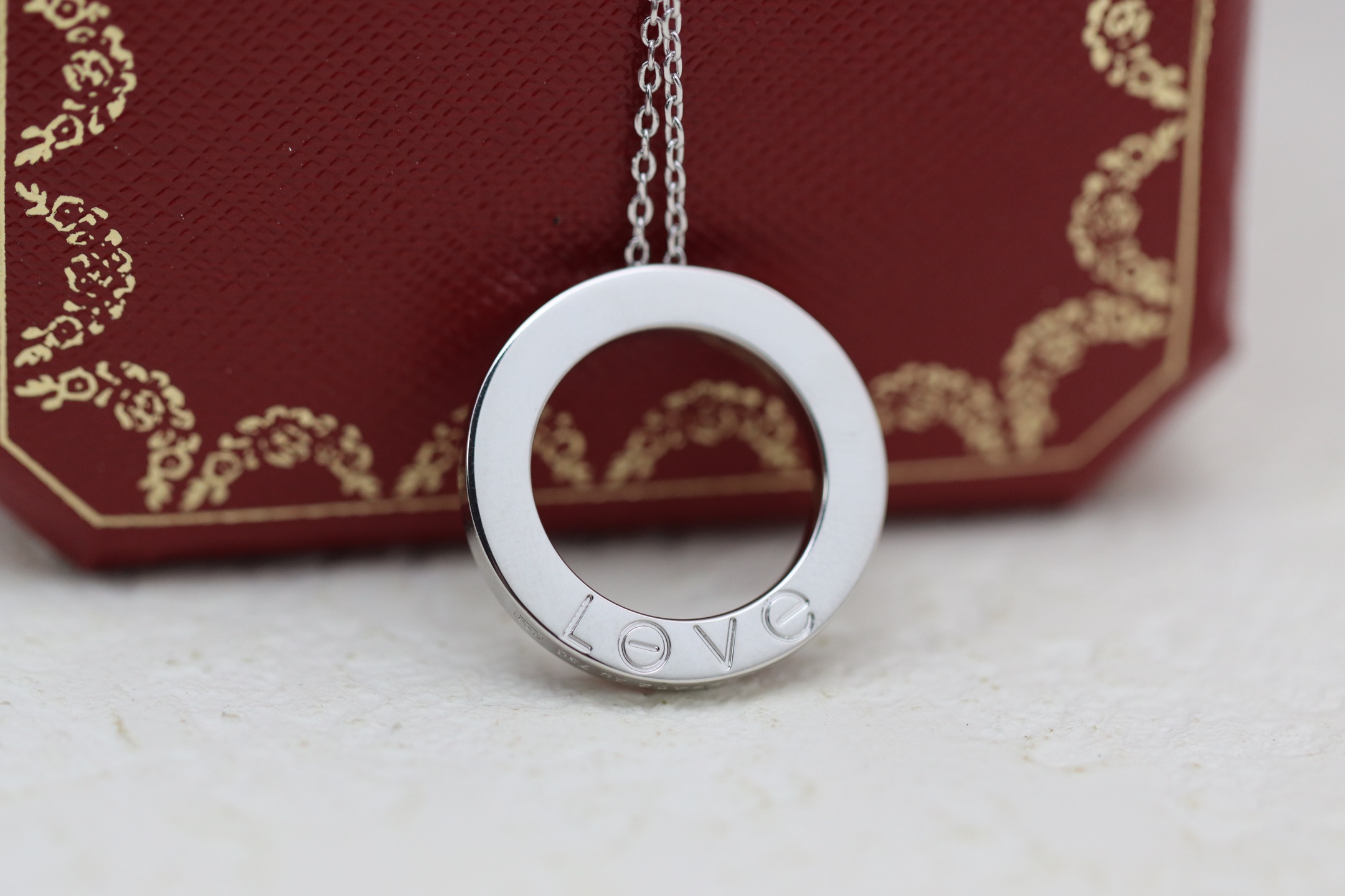 Cartier Cartier 卡地亚 银色满钻圆饼 项链