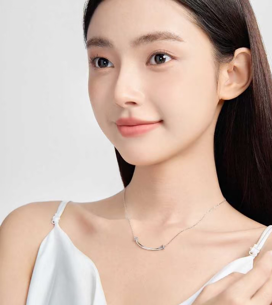 Tiffany & Co. Tiffany&Co. 银色无钻笑脸 锁骨项链