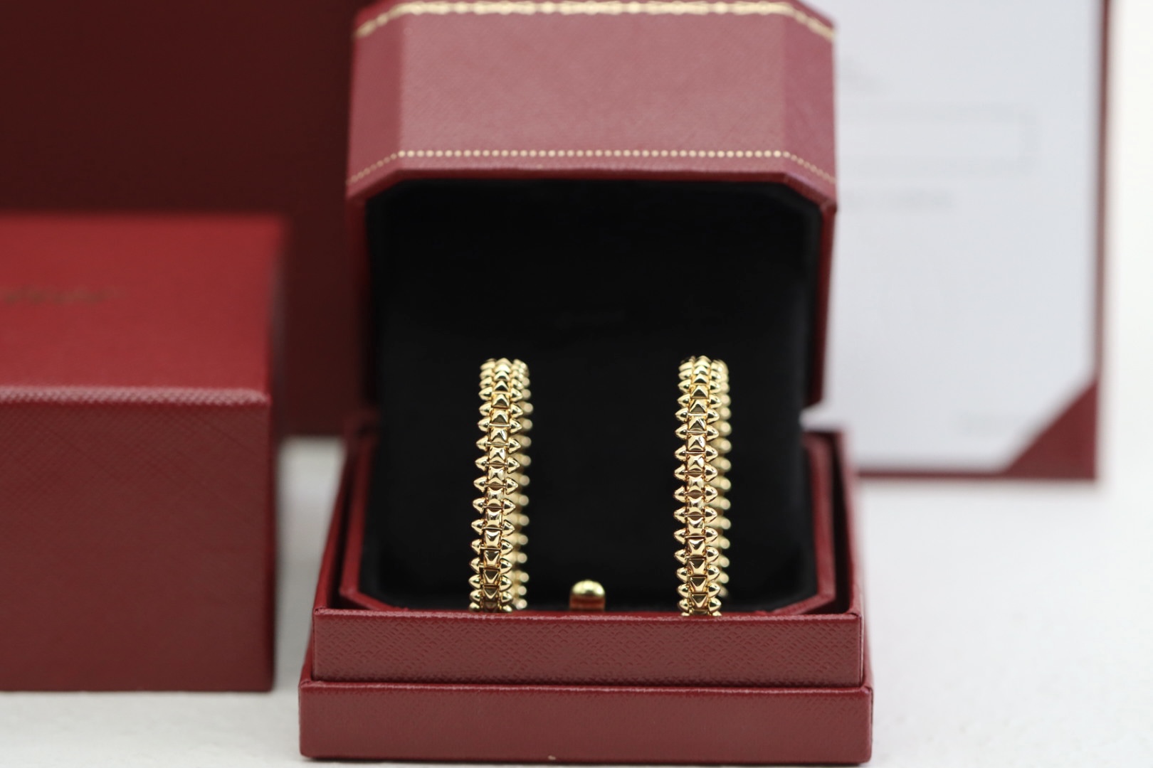 Cartier 卡地亚 玫瑰金铆钉（子弹头）耳钉耳环
