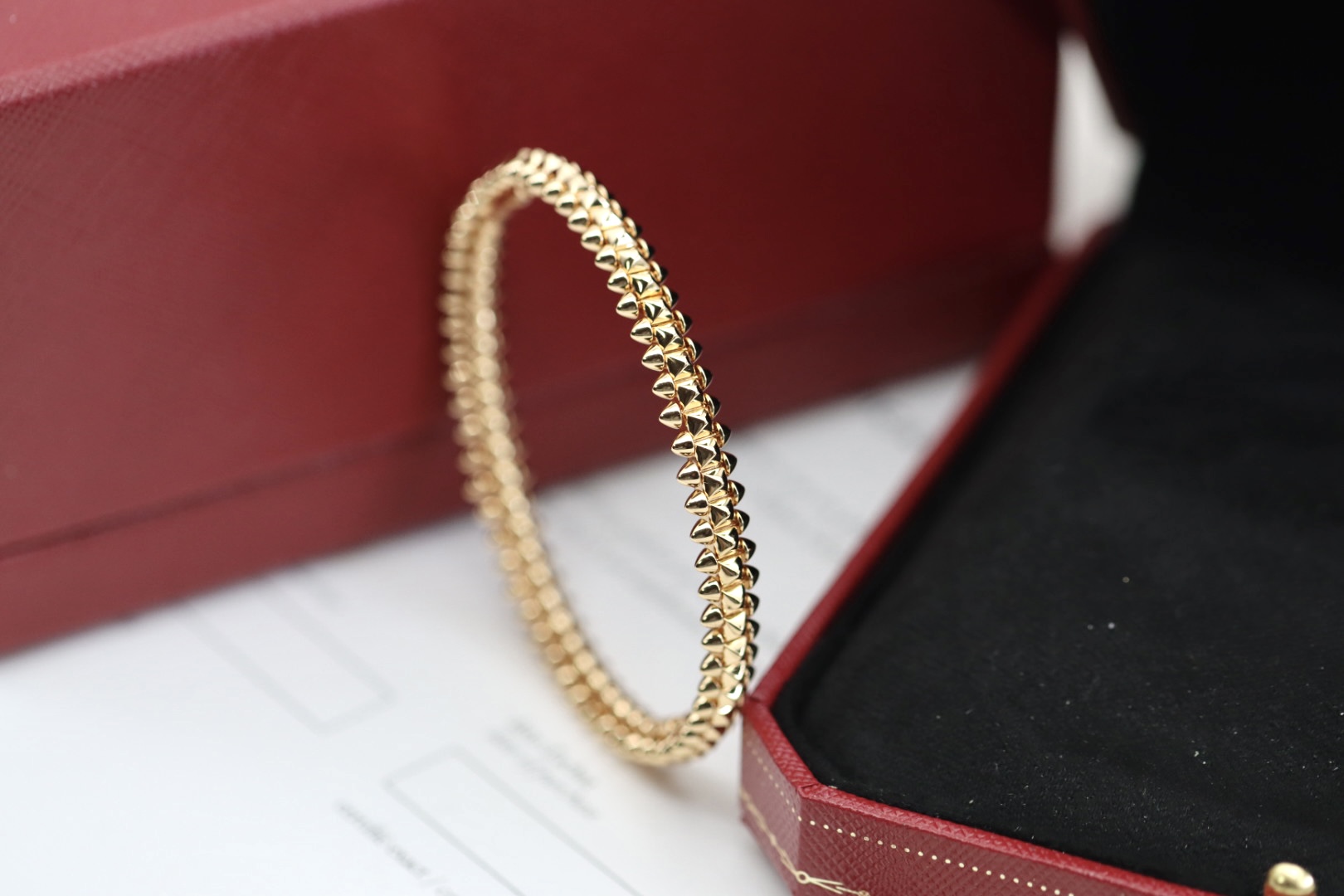 Cartier 卡地亚 玫瑰金铆钉（子弹头）手镯