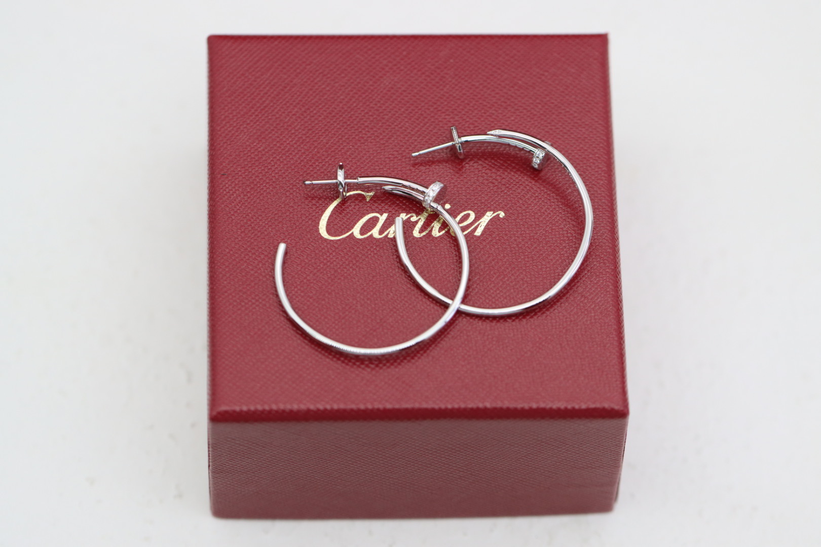 Cartier Cartier 银色 头尾钻钉子耳环
