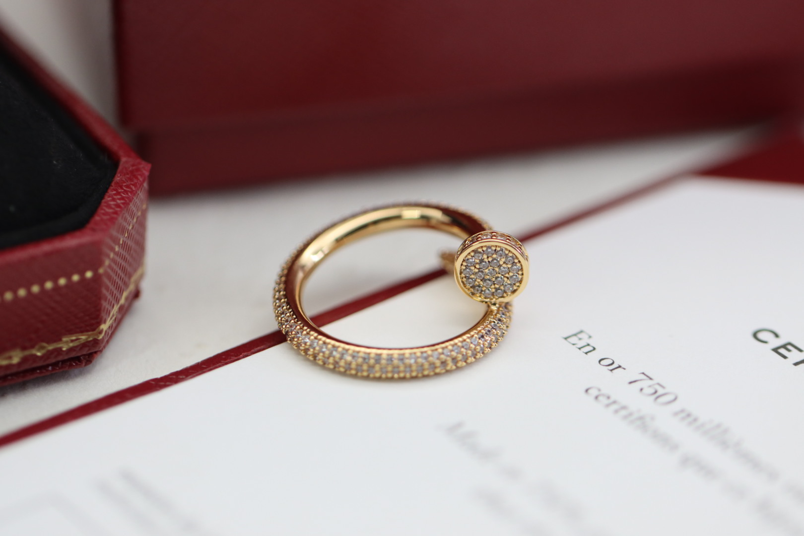 Cartier Cartier 新款 玫瑰金满钻钉子戒指
