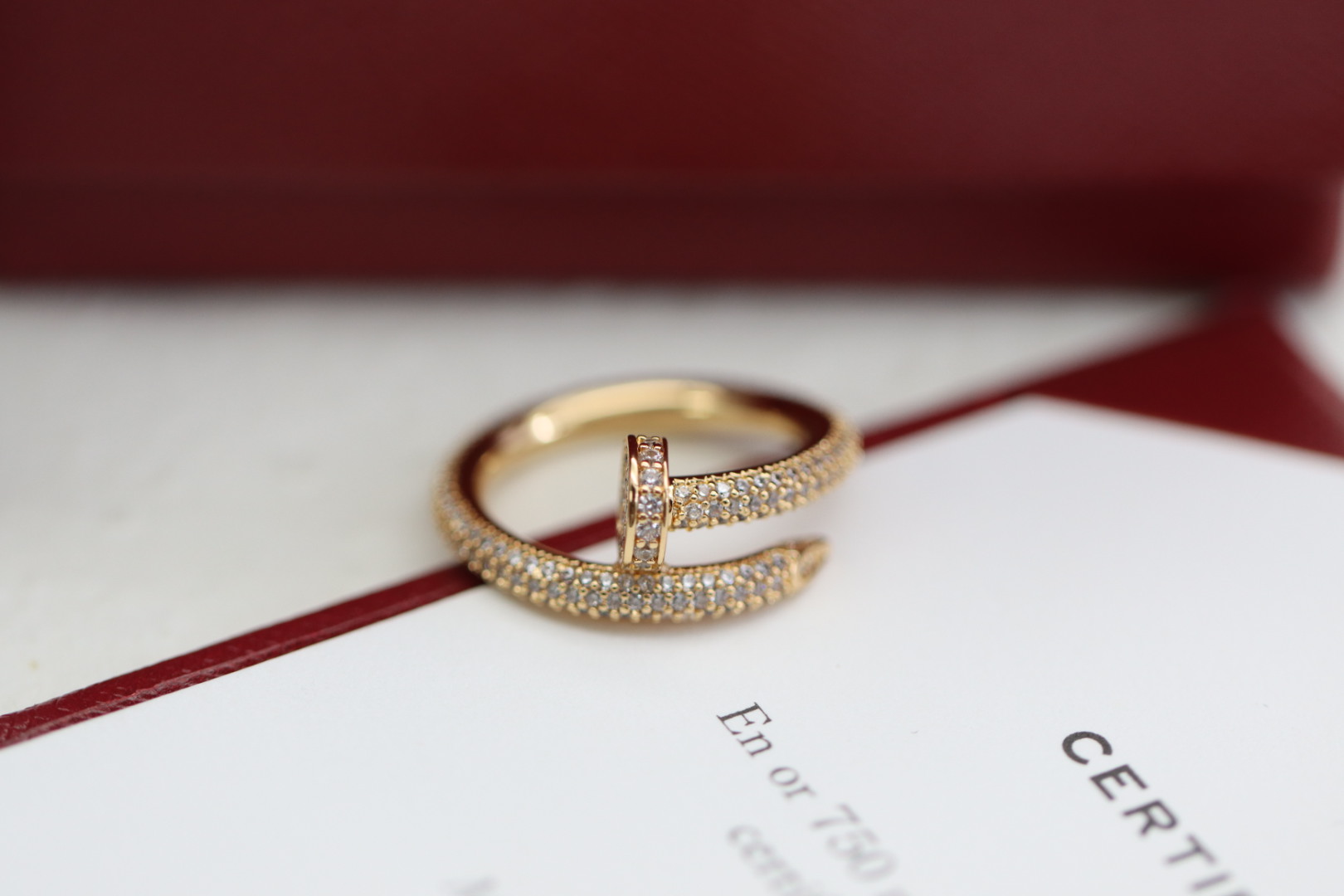 Cartier Cartier 新款 玫瑰金满钻钉子戒指