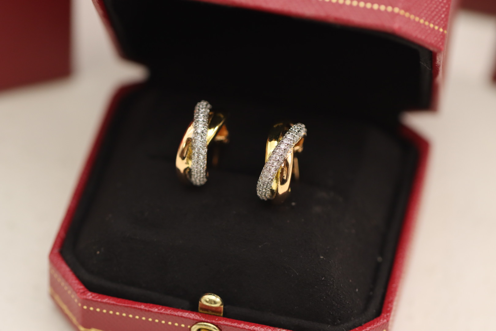 Cartier Cartier 卡地亚trinity系列三色金三环耳扣