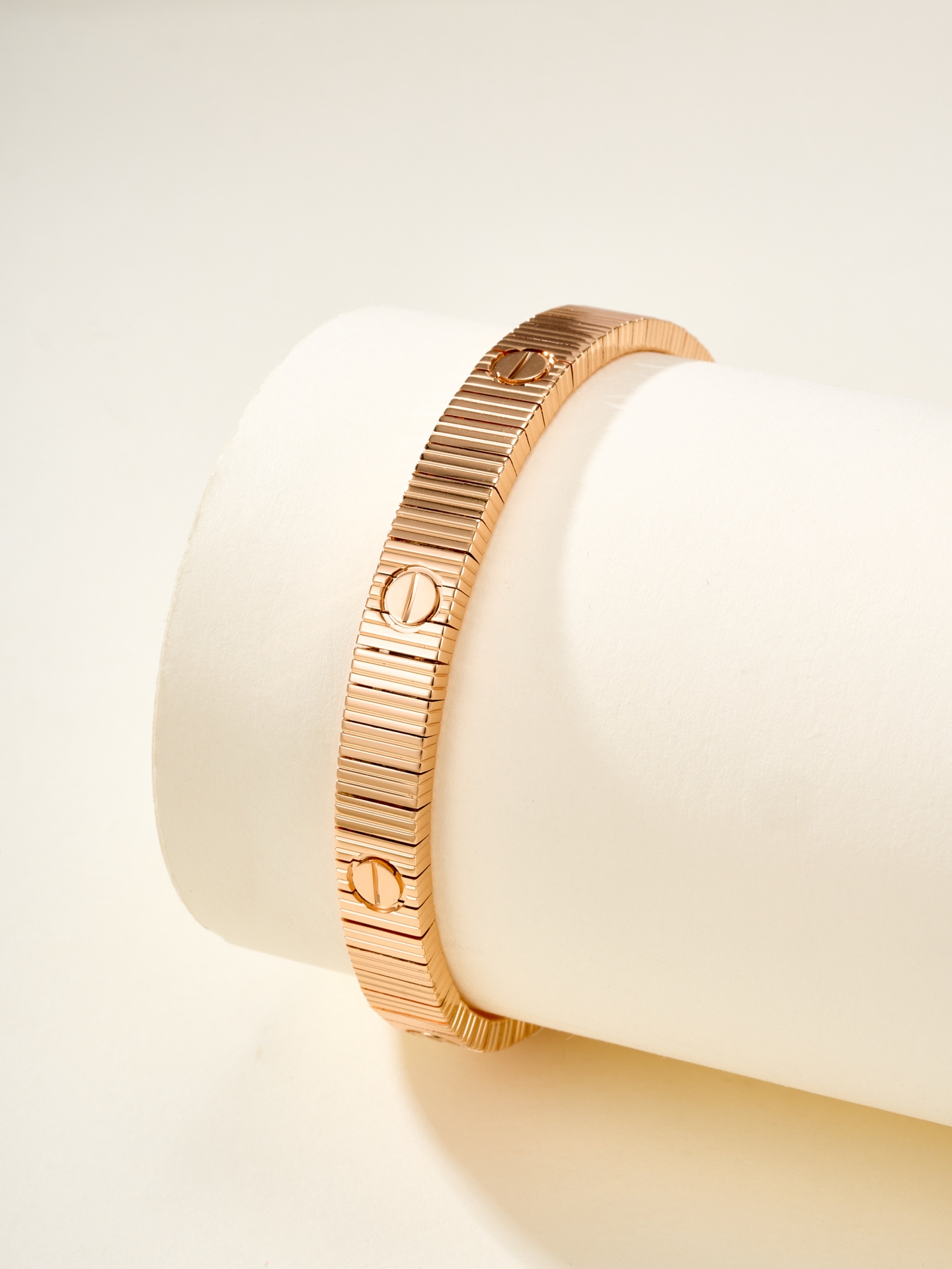 Cartier Cartier Love银色 玫瑰金 腕链式手镯