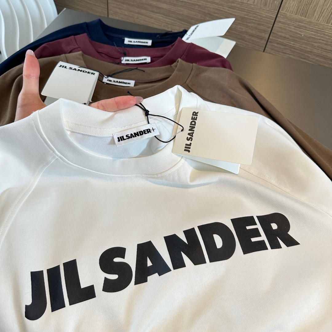 Jilsander印花logo圆领长袖简约有辨识度的百搭基础款！！️进口机标志性logo印花点缀日常随意