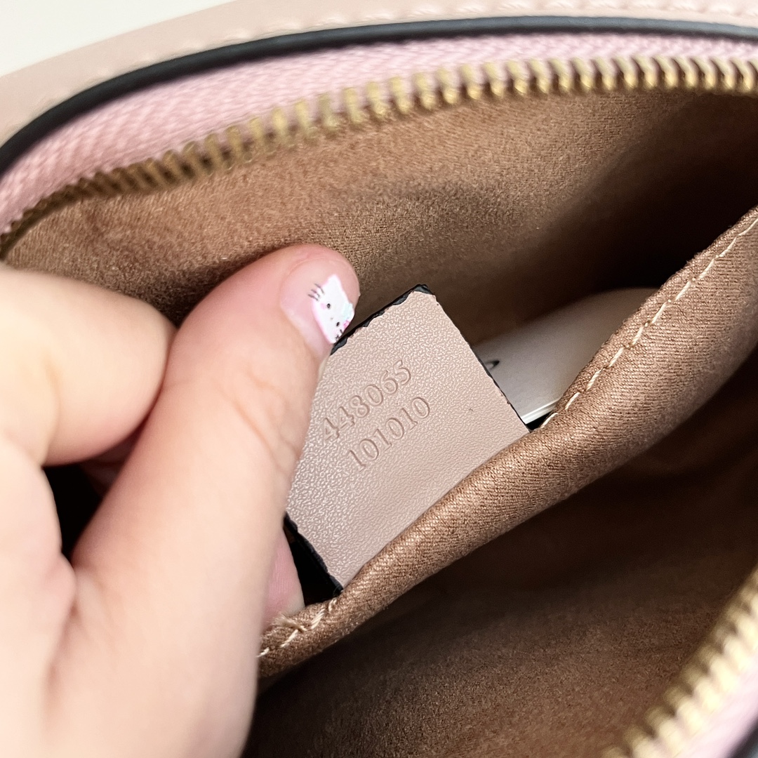 升级版升级版实拍#

型号：奶茶
尺寸：18*12*6牛皮

GG marmont系列nano精致可爱
