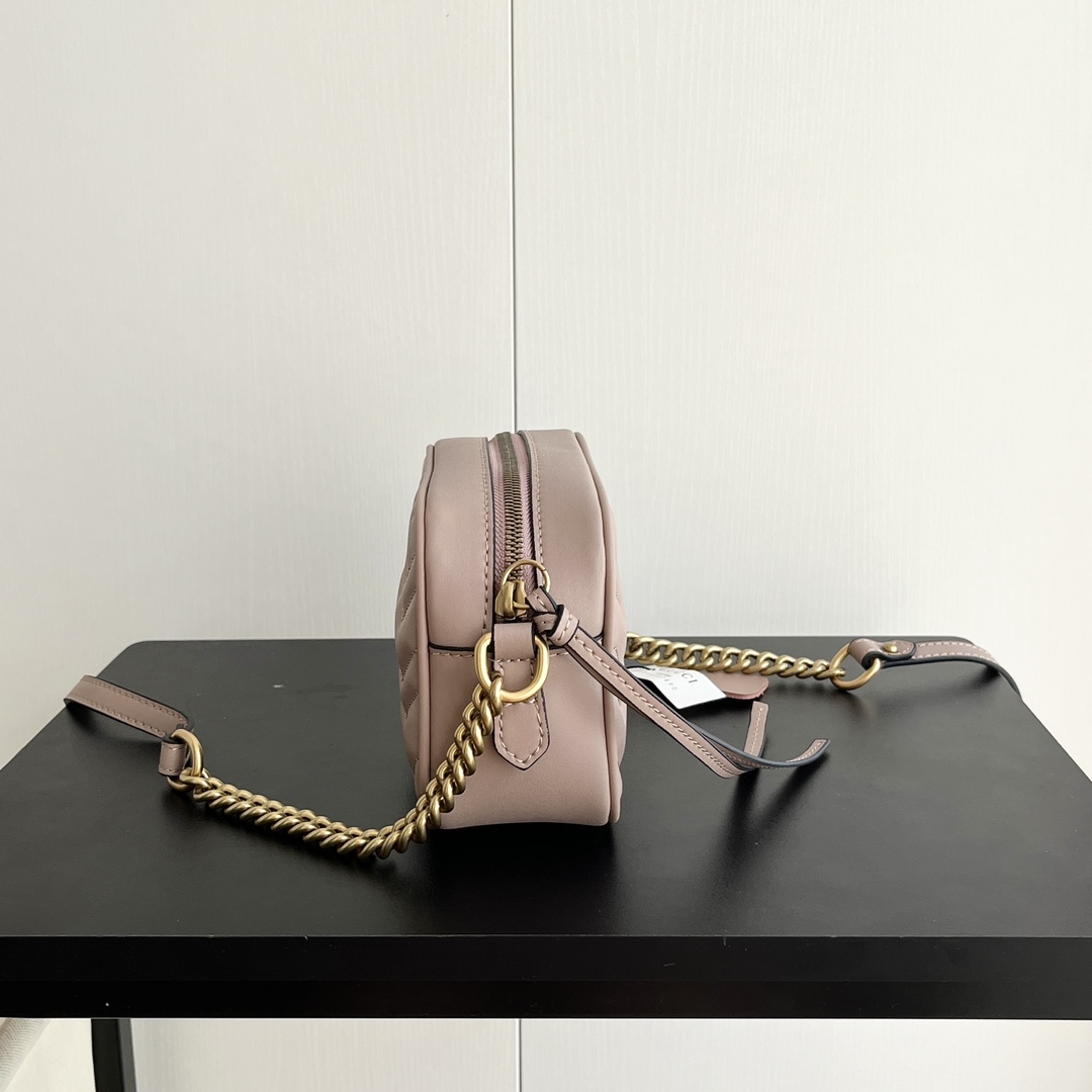 升级版升级版实拍#

型号：奶茶
尺寸：18*12*6牛皮

GG marmont系列nano精致可爱
