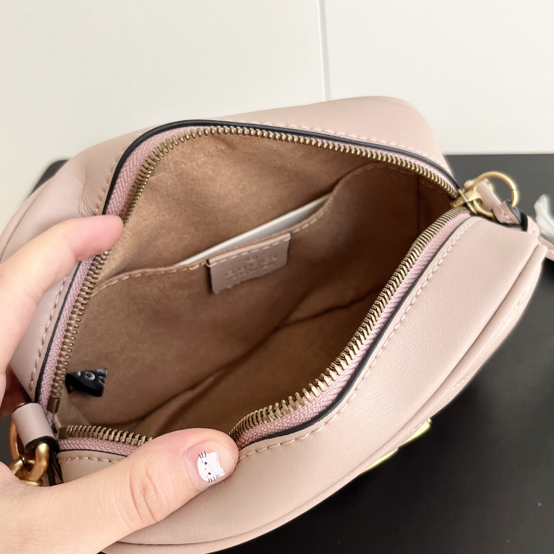 升级版升级版实拍#

型号：奶茶
尺寸：18*12*6牛皮

GG marmont系列nano精致可爱
