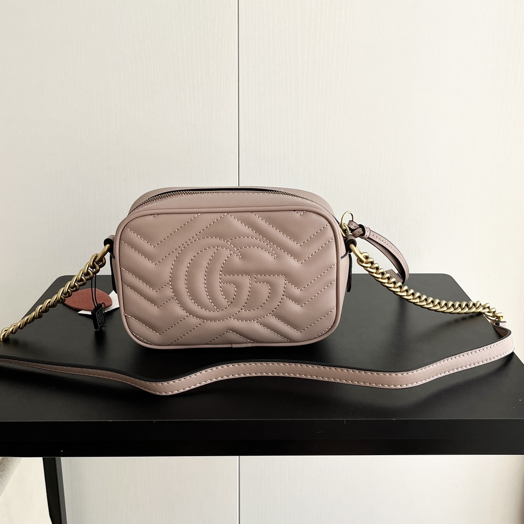 升级版升级版实拍#

型号：奶茶
尺寸：18*12*6牛皮

GG marmont系列nano精致可爱
