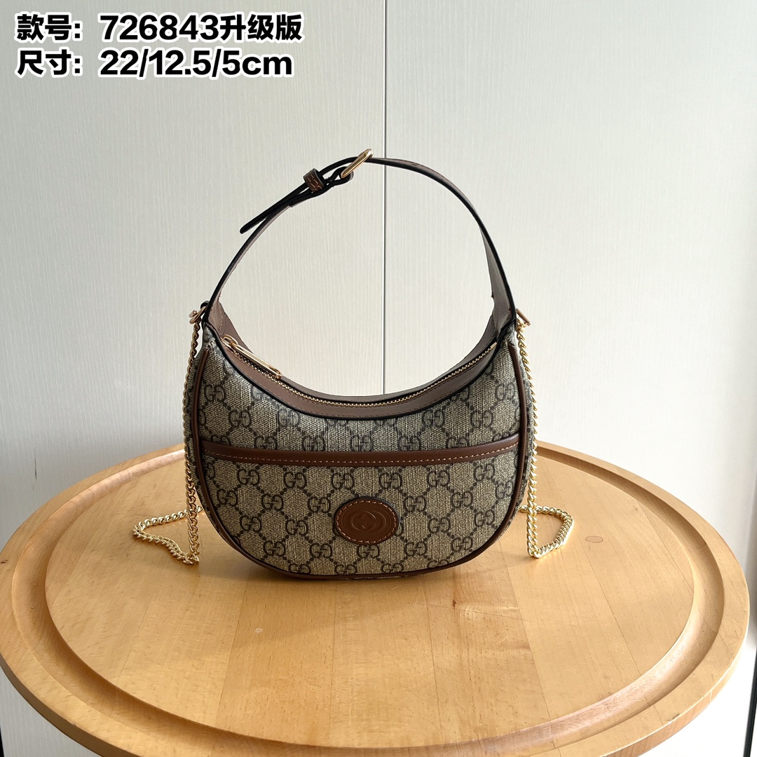 实拍#

款号：
尺寸；22x 12.5x 5cm

GG半月造型迷你手袋，
这款迷你手袋采用新月造型搭