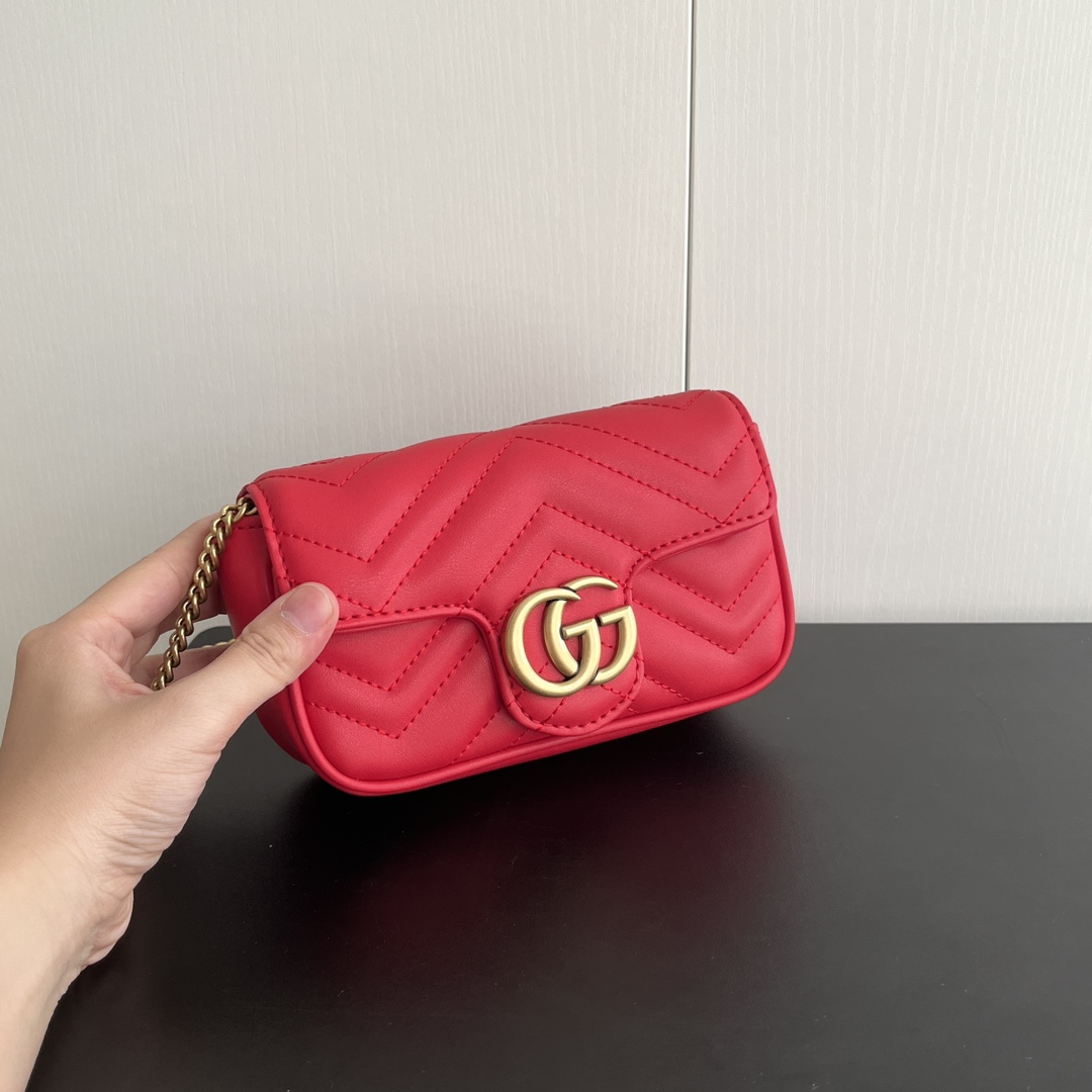 升级版实拍#（牛皮配盒）

款号：红色
尺寸：16.5-5-10cm

GG Nanomarmont 迷