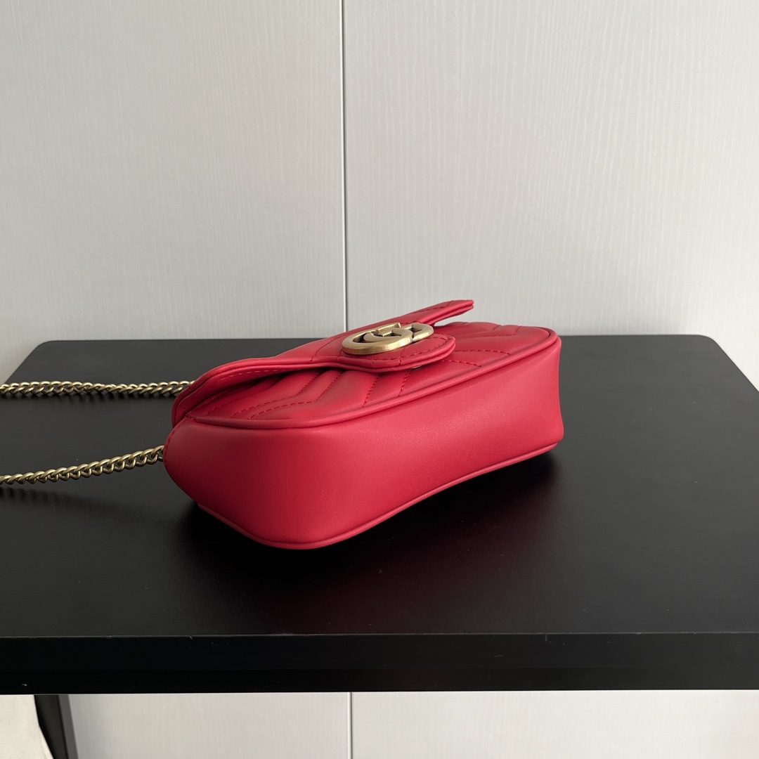 升级版实拍#（牛皮配盒）

款号：红色
尺寸：16.5-5-10cm

GG Nanomarmont 迷