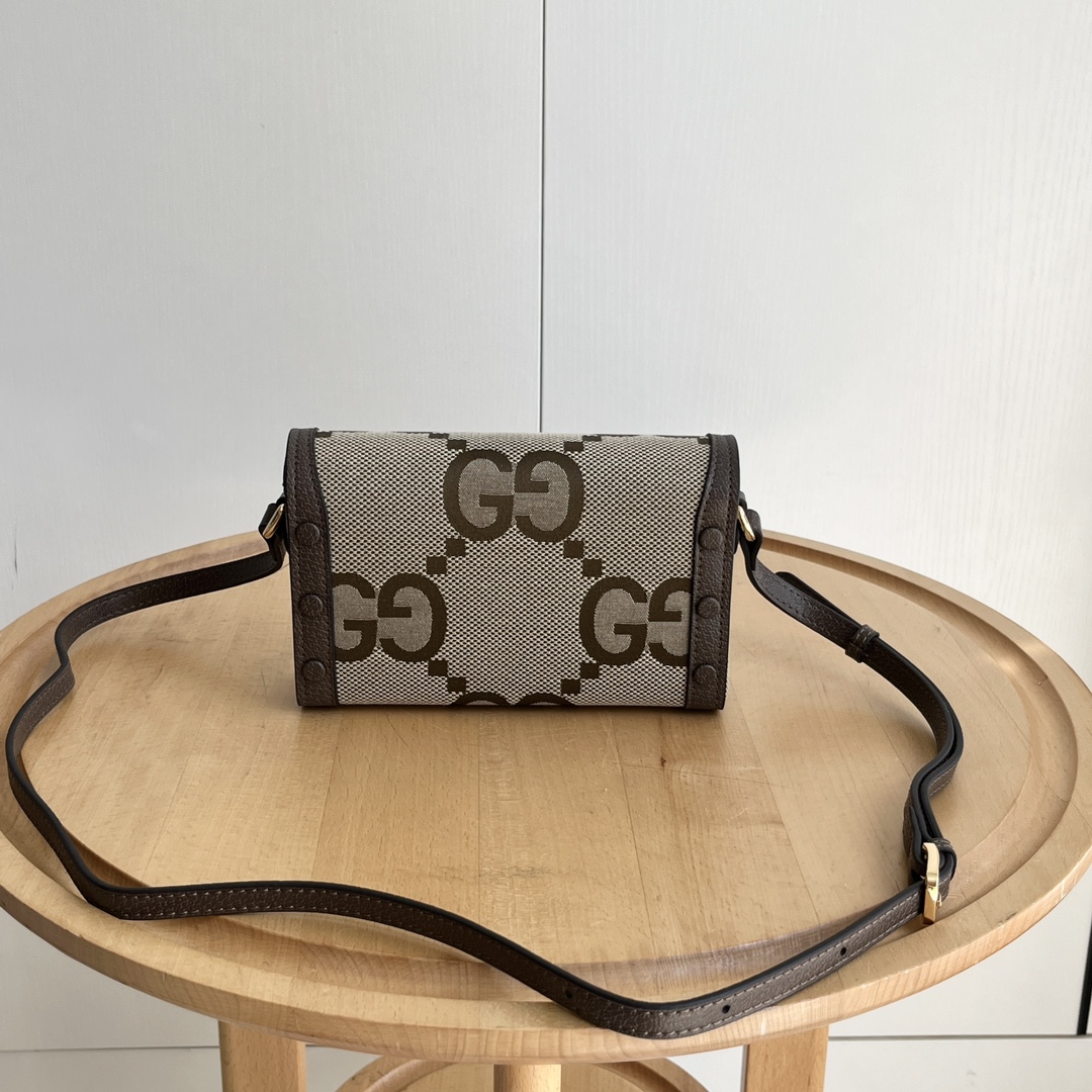 Gucci 699296 GG Supreme brown 18 12 5cm crossbody everyday