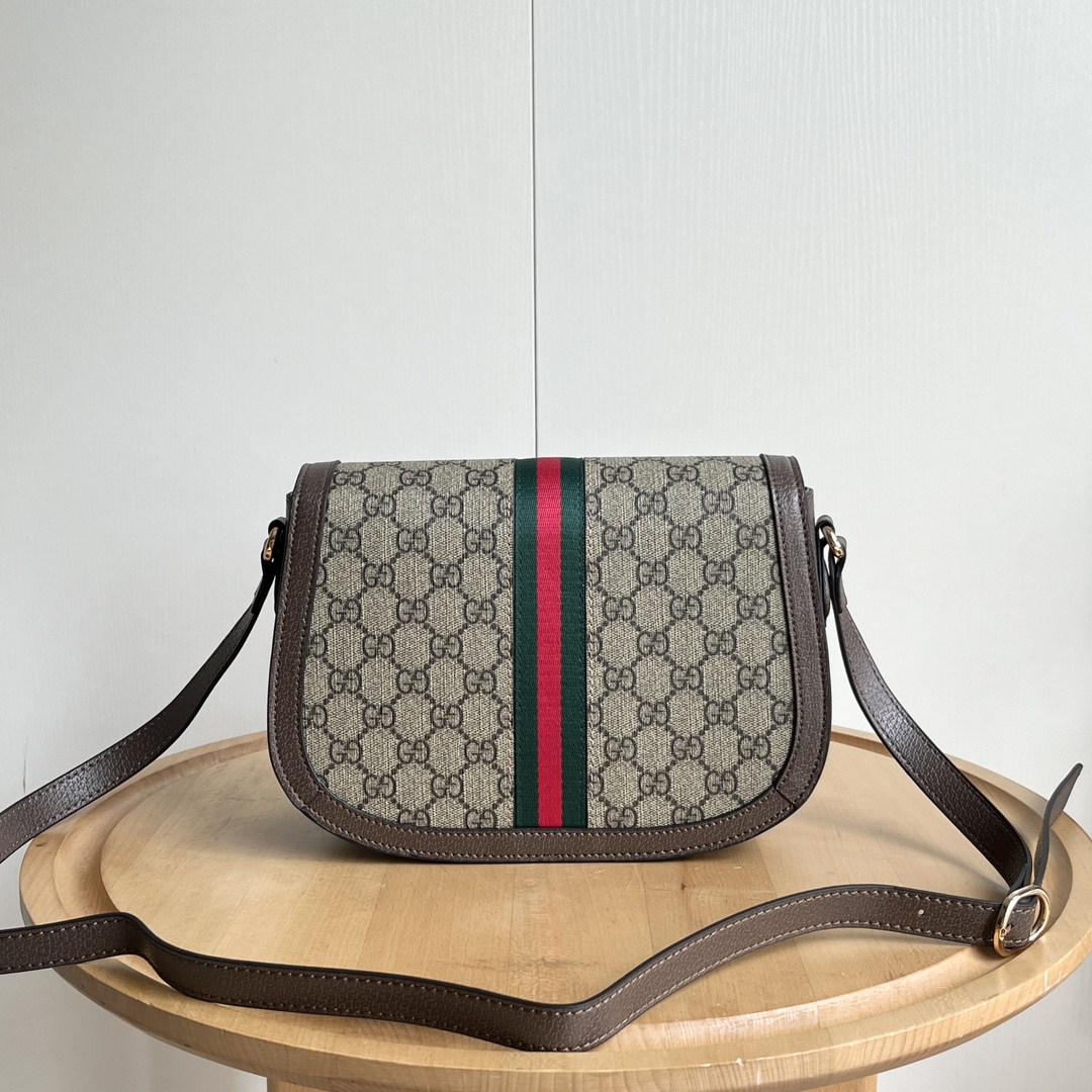 实拍#

型号：
尺寸：25*18*9cm

2020年新品在最新的收藏中，新的shap-e加入了off