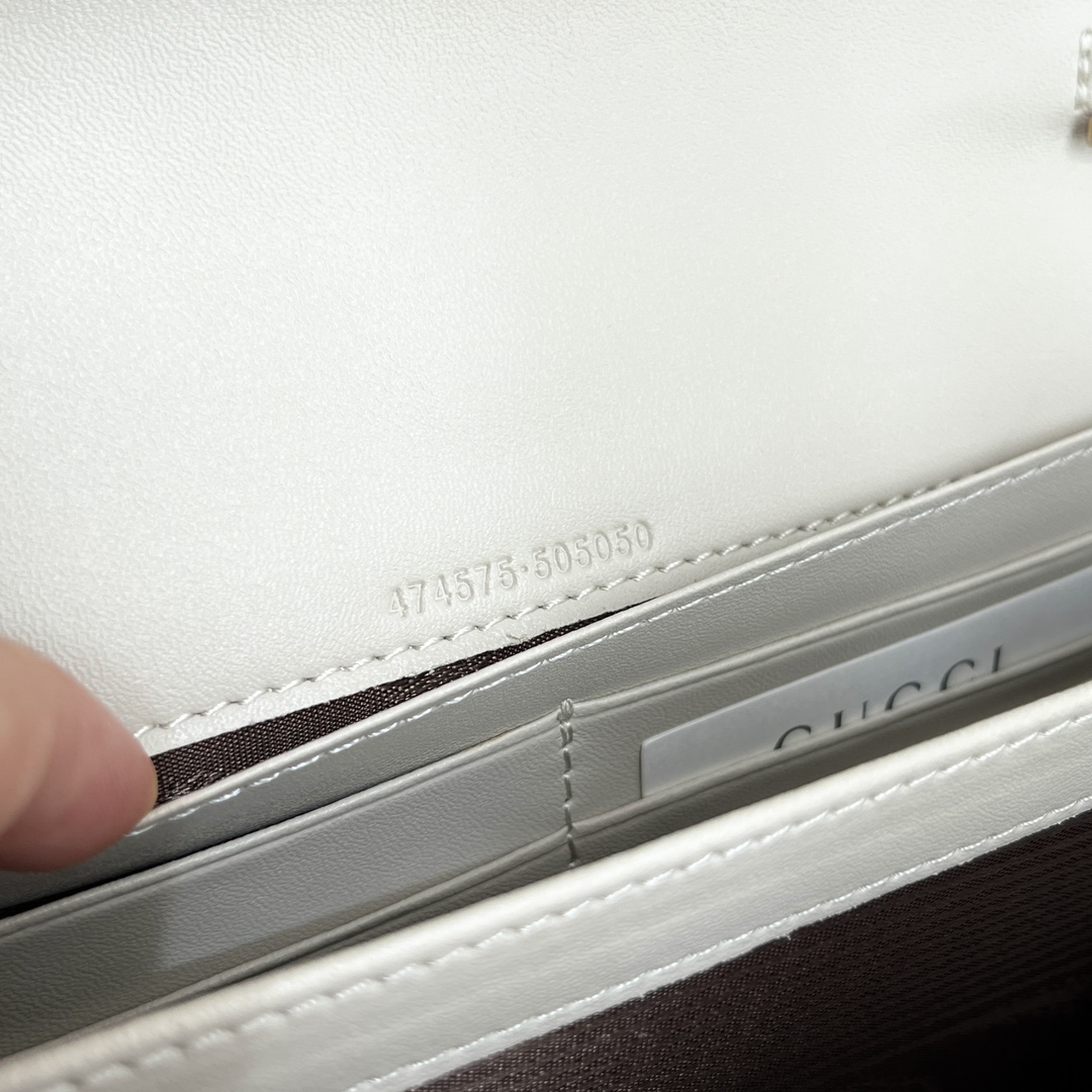 GG Marmont woc 迷你チェーンバッグ - 高品質牛皮、便利な多隔层デザイン