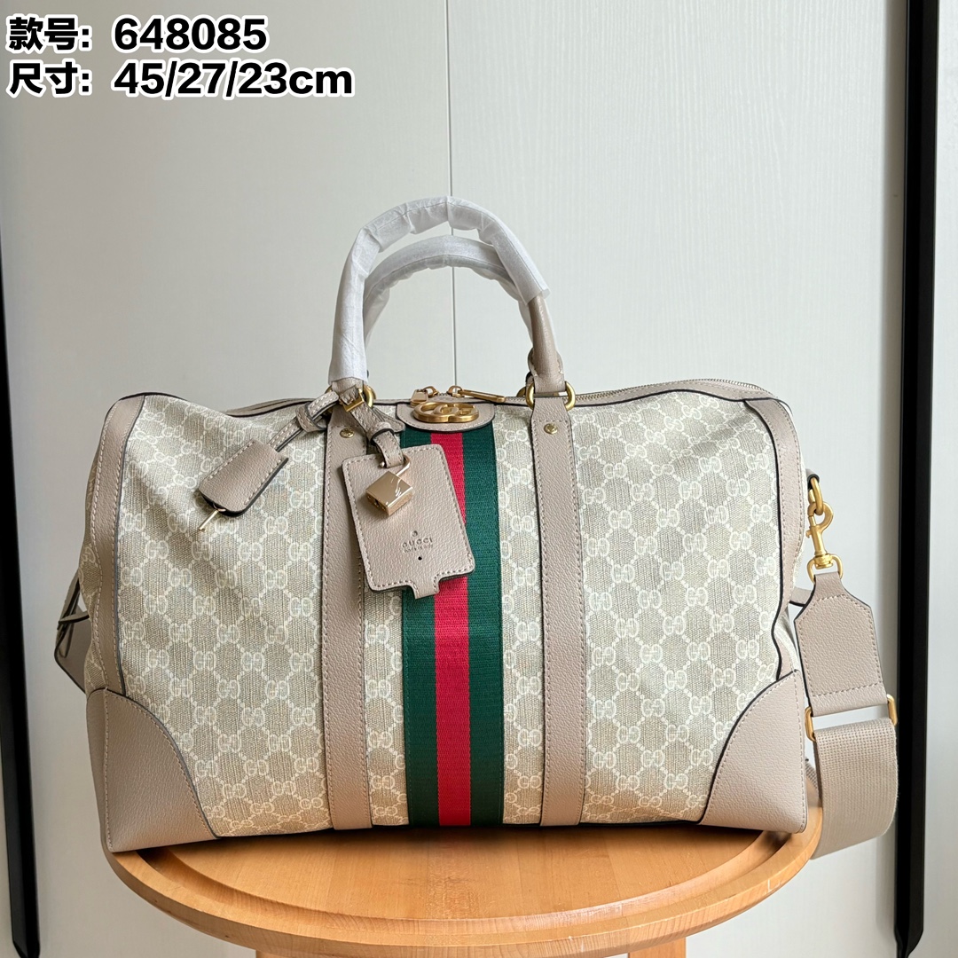 Toma real # Número de estilo: 648085 Oats Tamaño: 45/27/23 Bolso de viaje clásico Ophidia equipado con correas cruzadas…